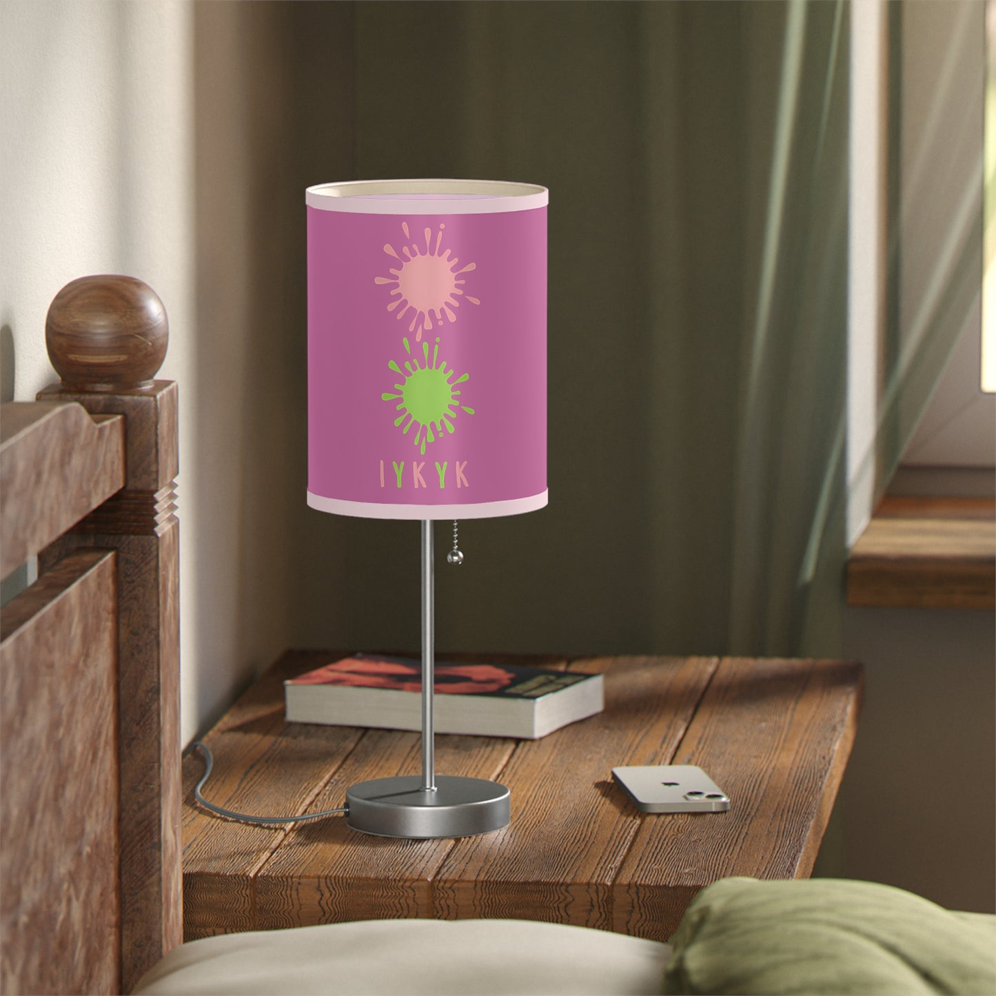 PAG IYKYK LAMP ON A STAND, US|CA PLUG